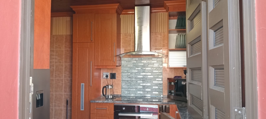 5 Bedroom Property for Sale in Mdantsane Nu 17 Eastern Cape
